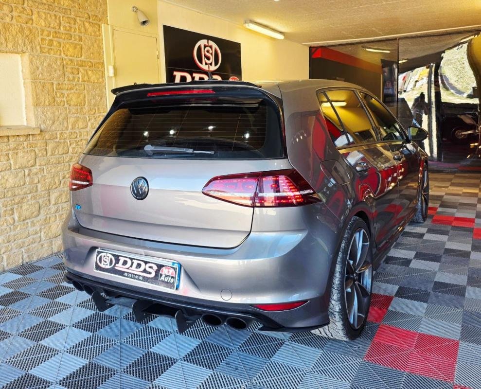 Volkswagen Golf - Photo 9