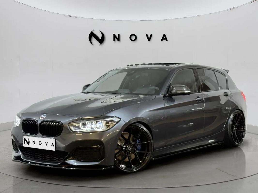 BMW 140i - Photo 1