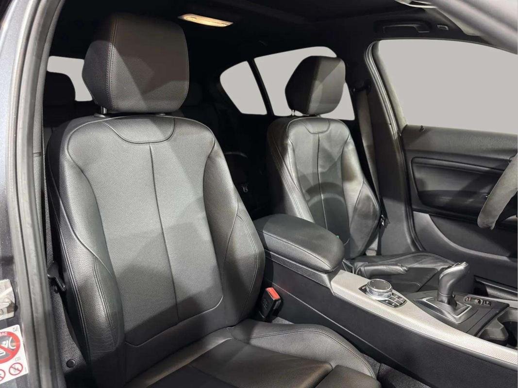 BMW 140i - Photo 16