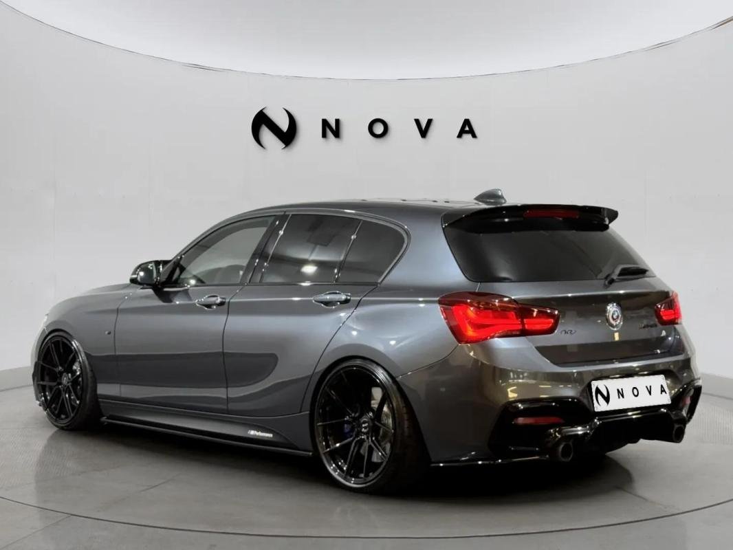 BMW 140i - Photo 4