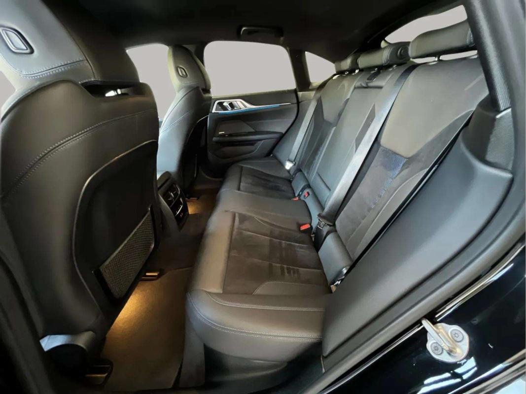 BMW i4 - Photo 8