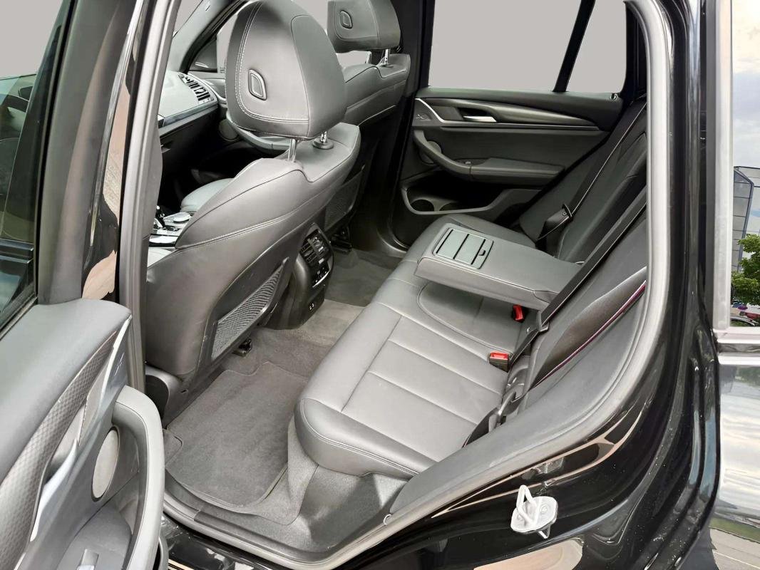 BMW X3 - Photo 9