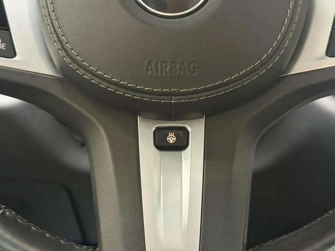 BMW X5 - Photo 11