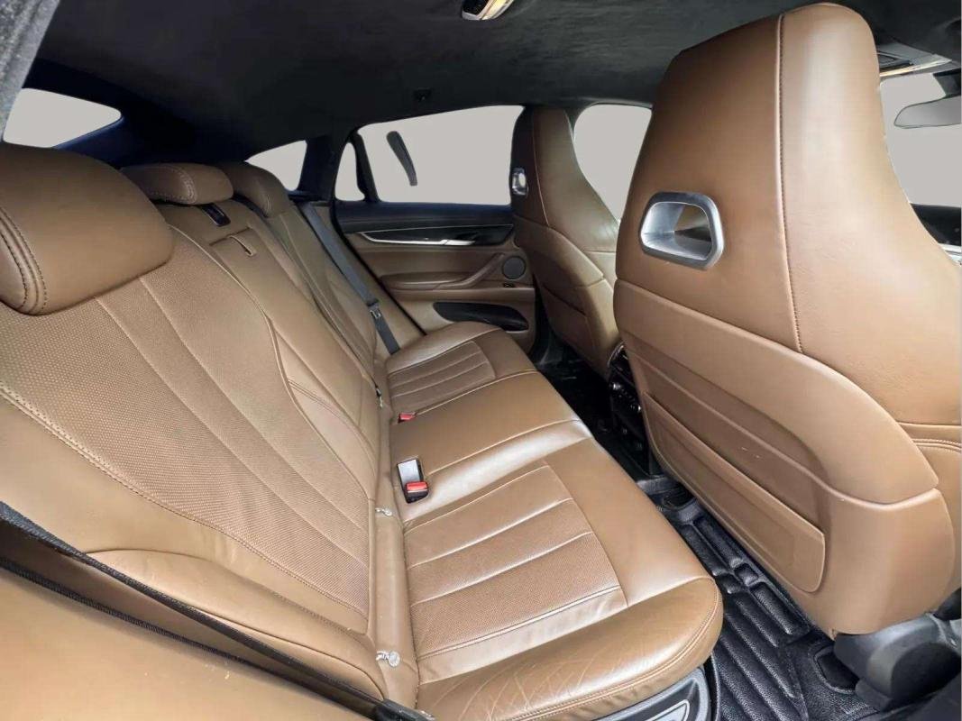 BMW X6 - Photo 10