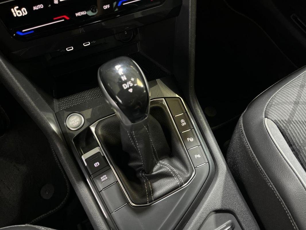 Volkswagen Tiguan - Photo 11