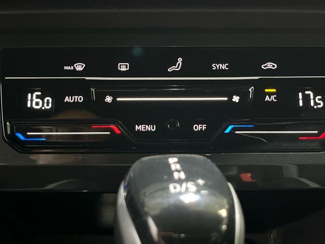 Volkswagen Tiguan - Photo 19