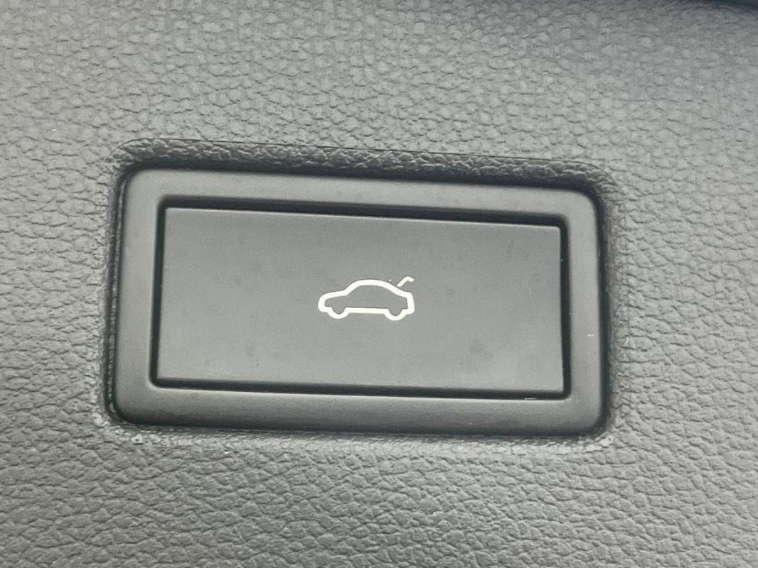 Volkswagen Tiguan - Photo 35