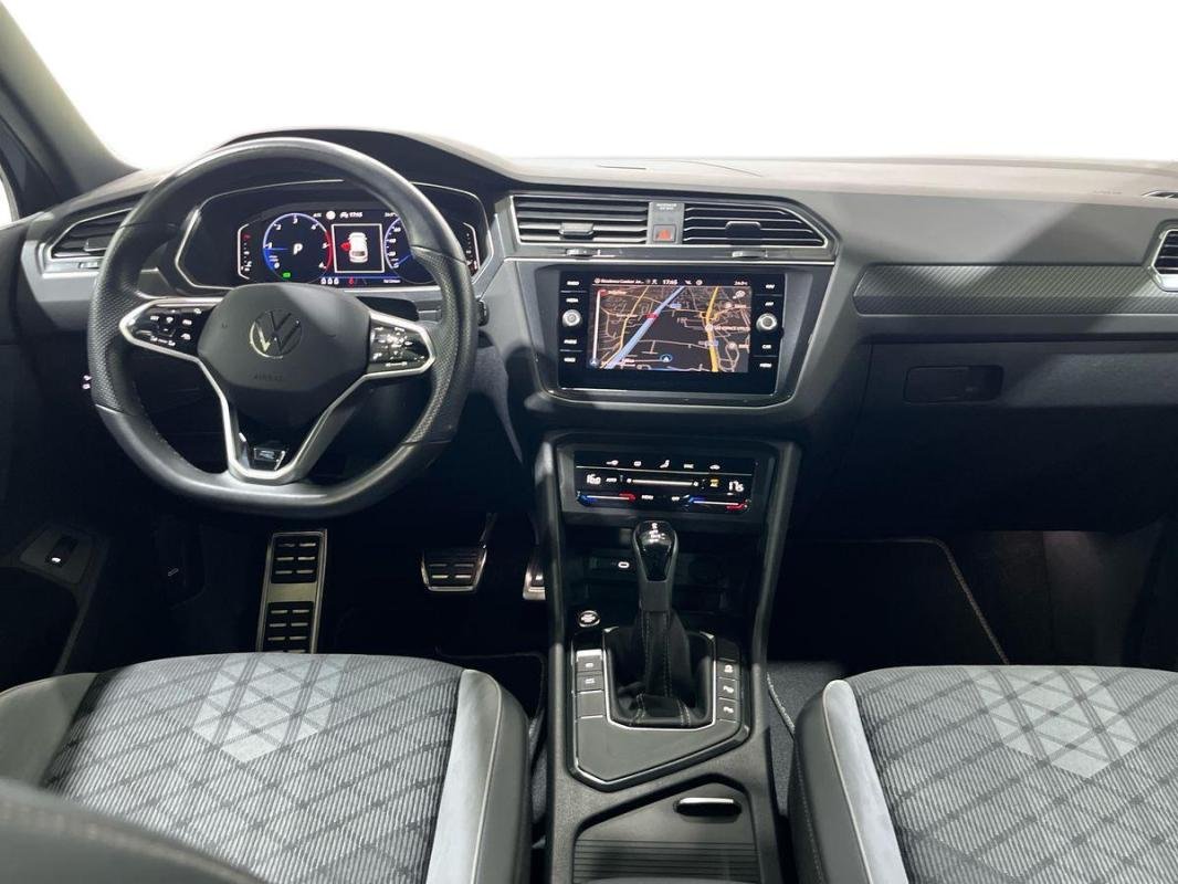 Volkswagen Tiguan - Photo 8