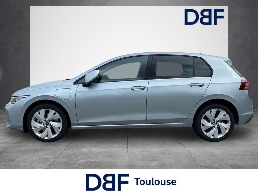 Volkswagen Golf - Photo 2