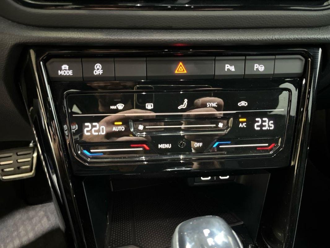 Volkswagen T-Roc - Photo 20