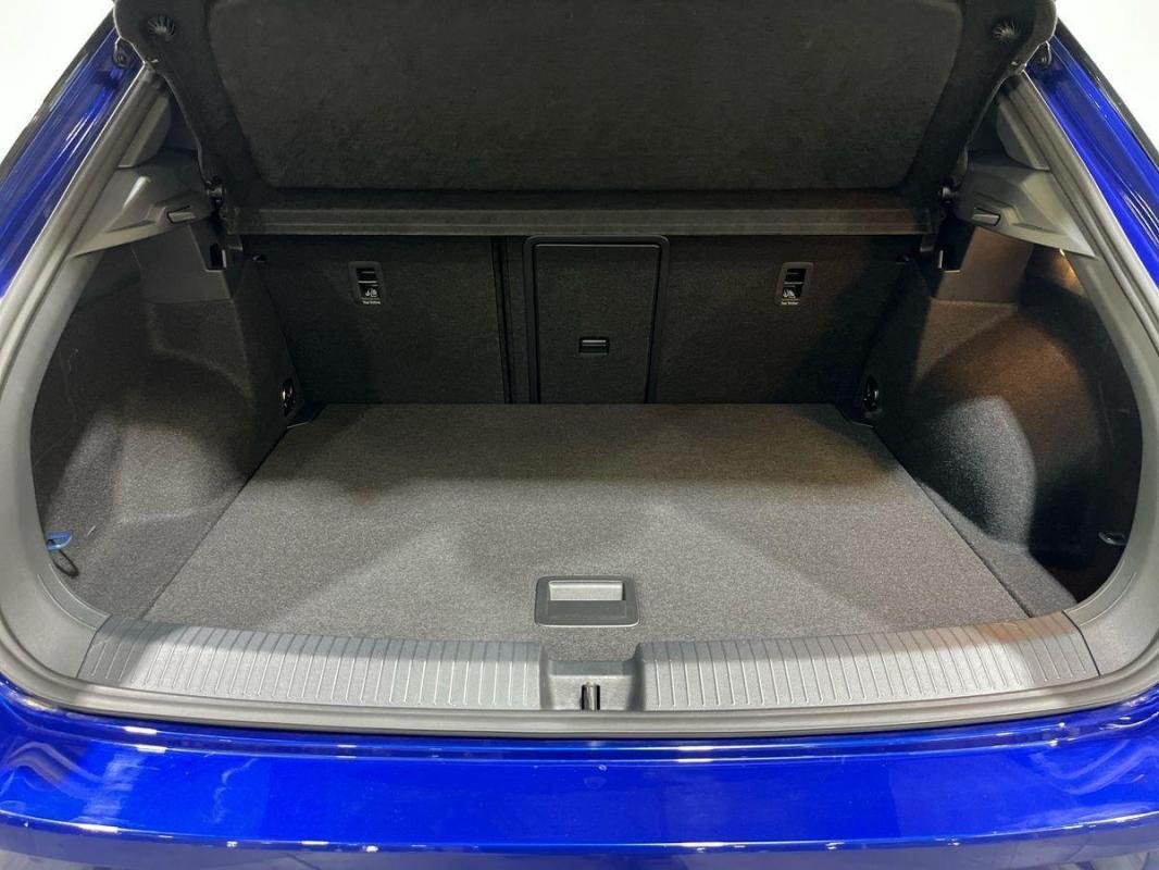 Volkswagen T-Roc - Photo 32