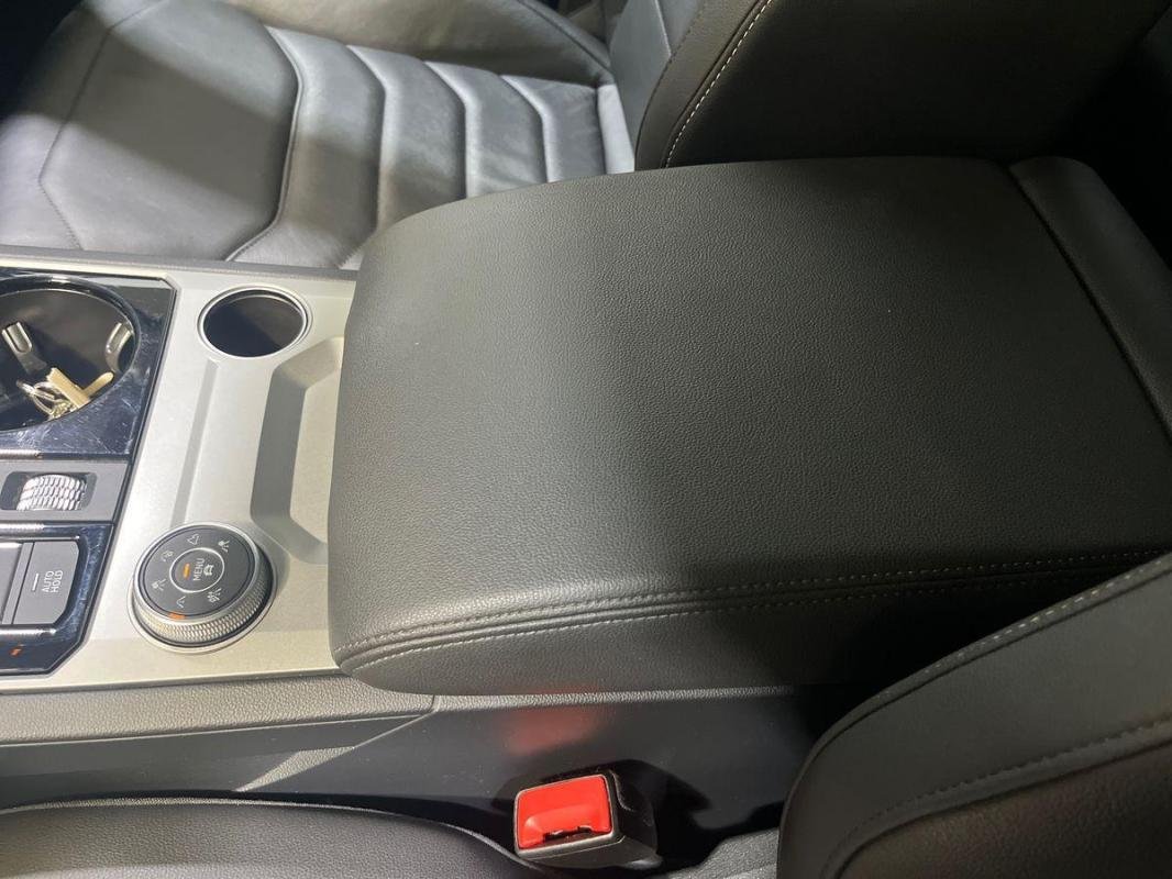 Volkswagen Touareg - Photo 12