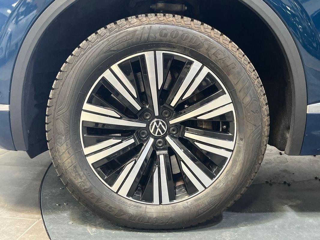 Volkswagen Touareg - Photo 28
