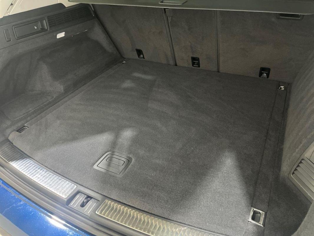 Volkswagen Touareg - Photo 32
