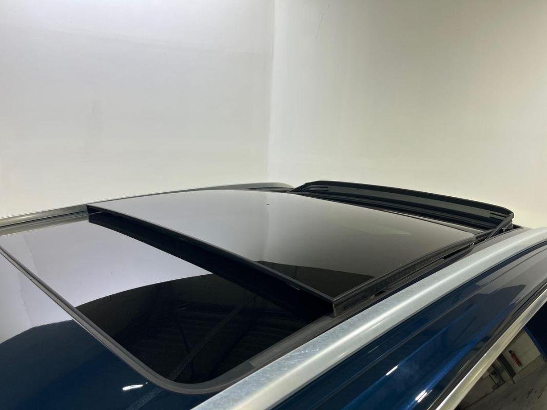 Volkswagen Touareg - Photo 38