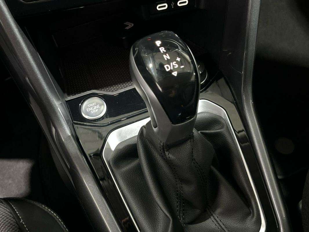 Volkswagen T-Roc - Photo 11