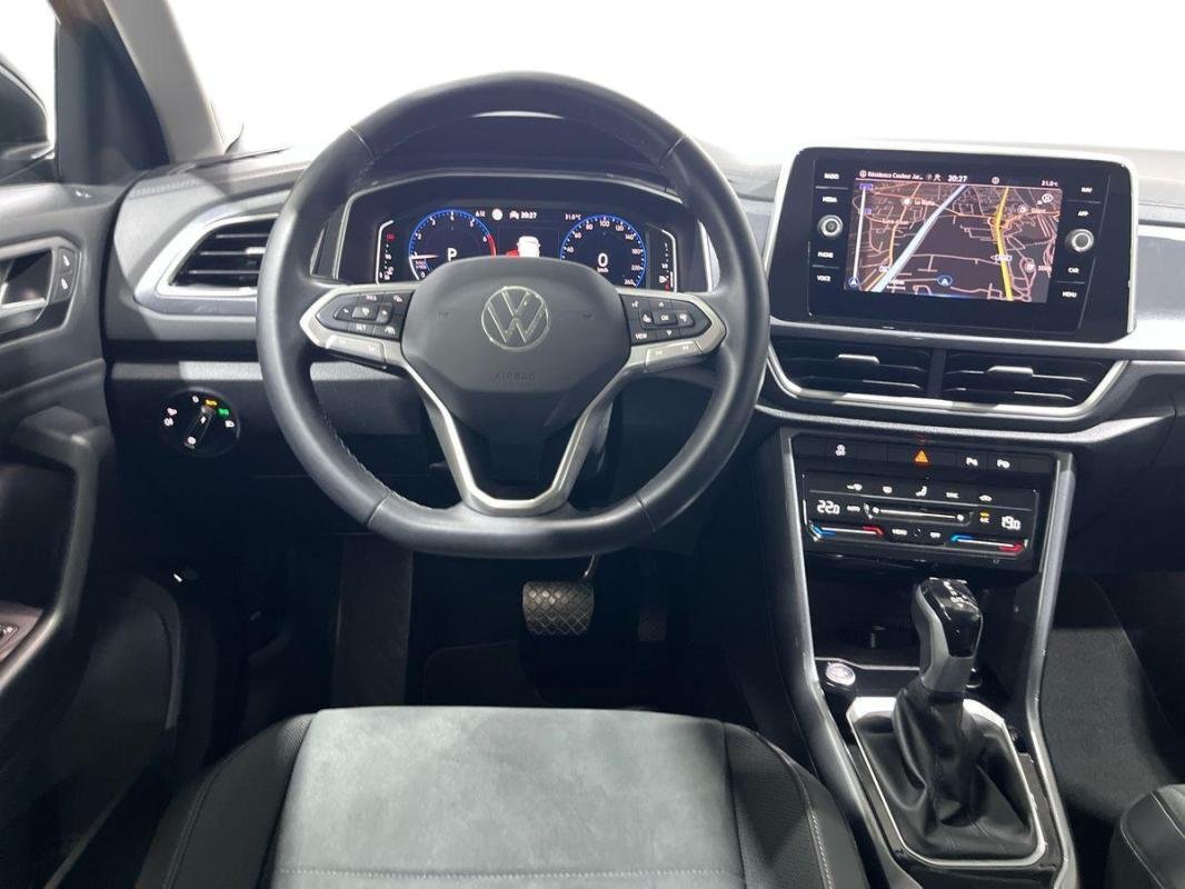 Volkswagen T-Roc - Photo 24