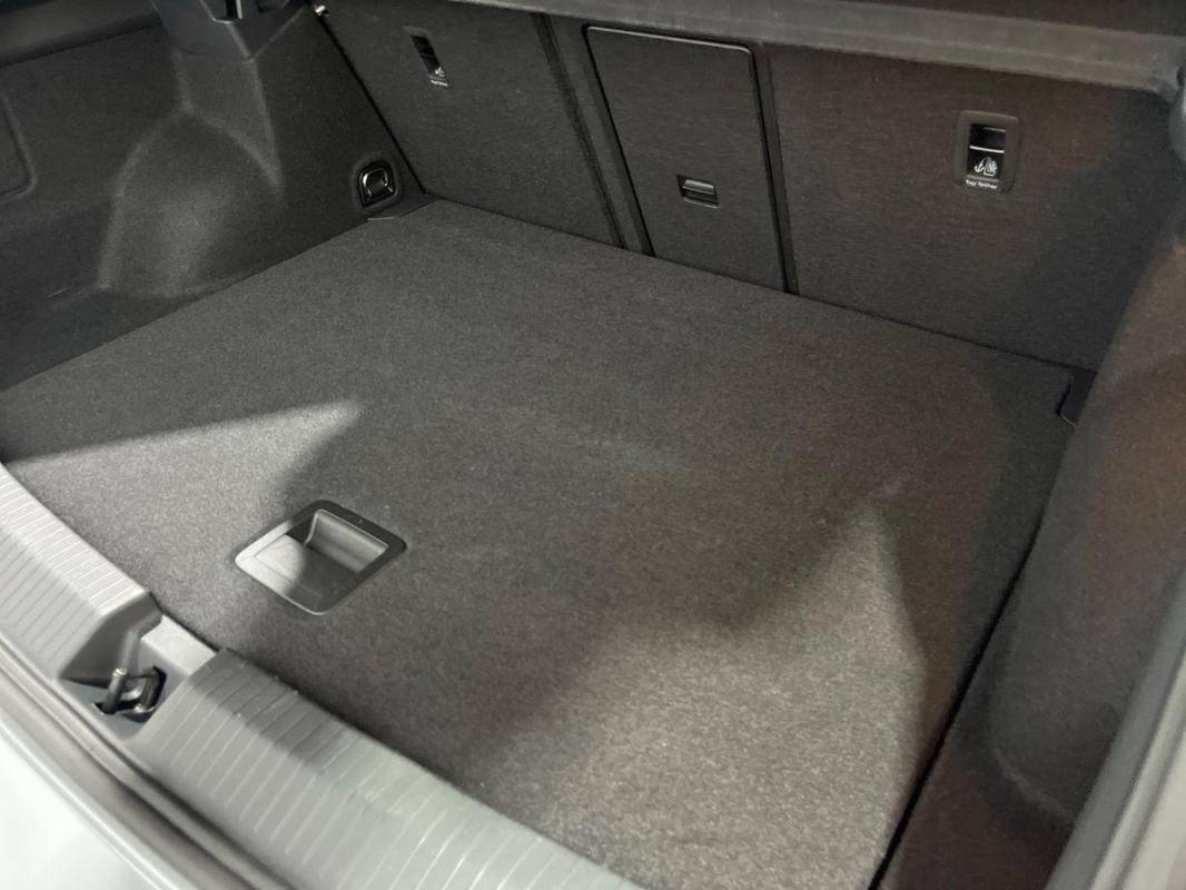 Volkswagen T-Roc - Photo 32