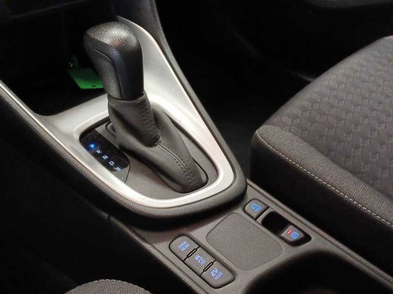 Toyota Yaris - Photo 18