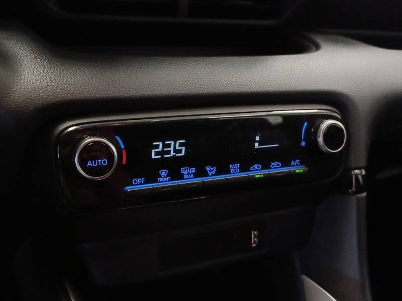 Toyota Yaris - Photo 19