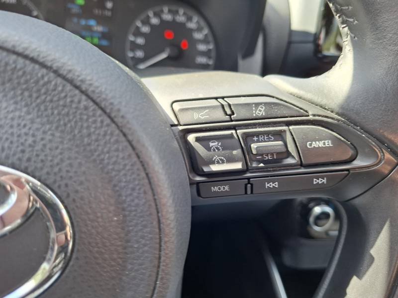Toyota Yaris - Photo 13