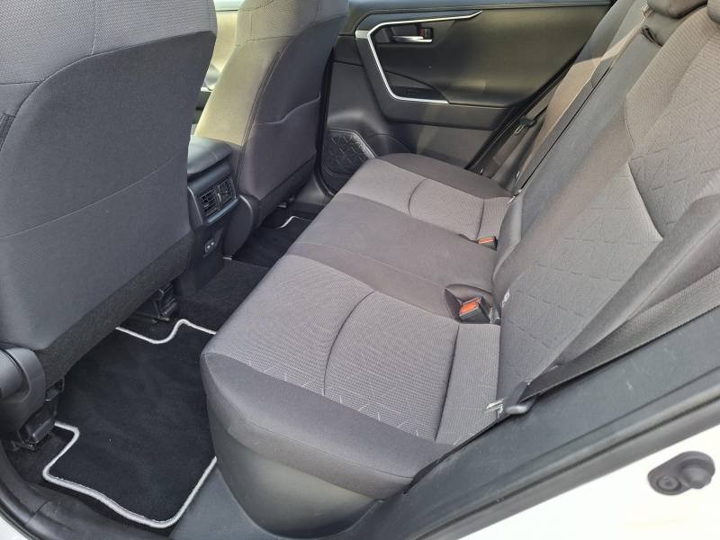 Toyota RAV4 - Photo 14