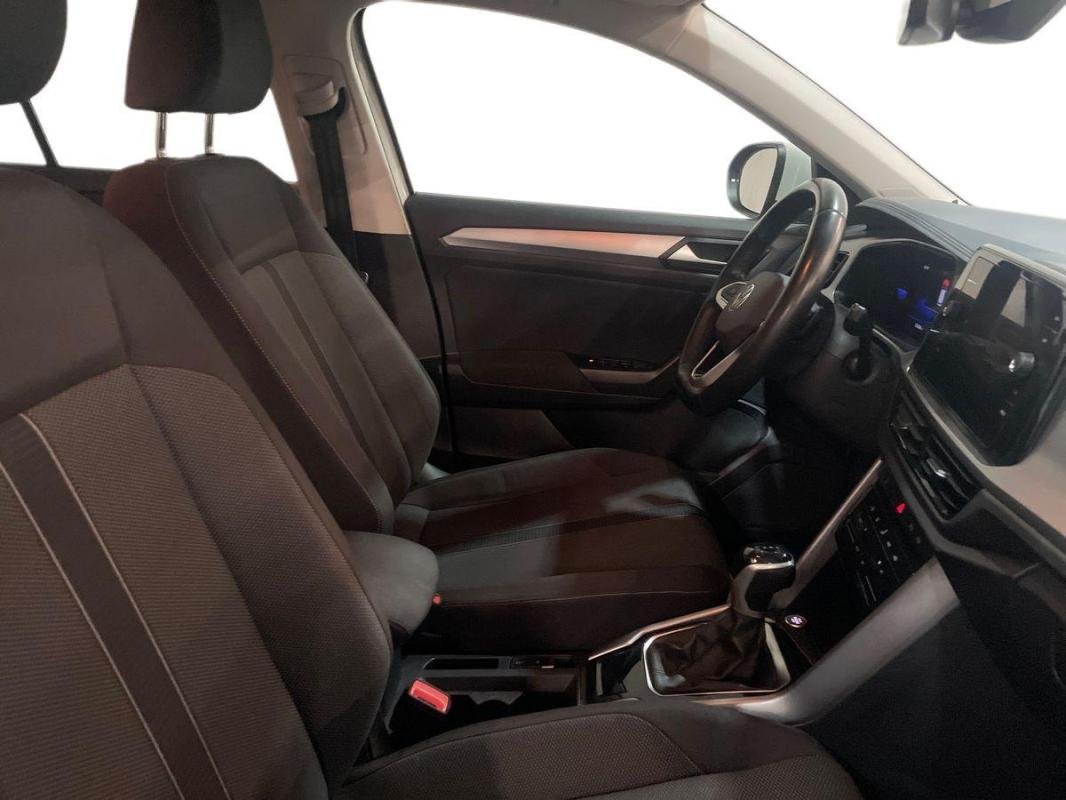 Volkswagen T-Roc - Photo 13