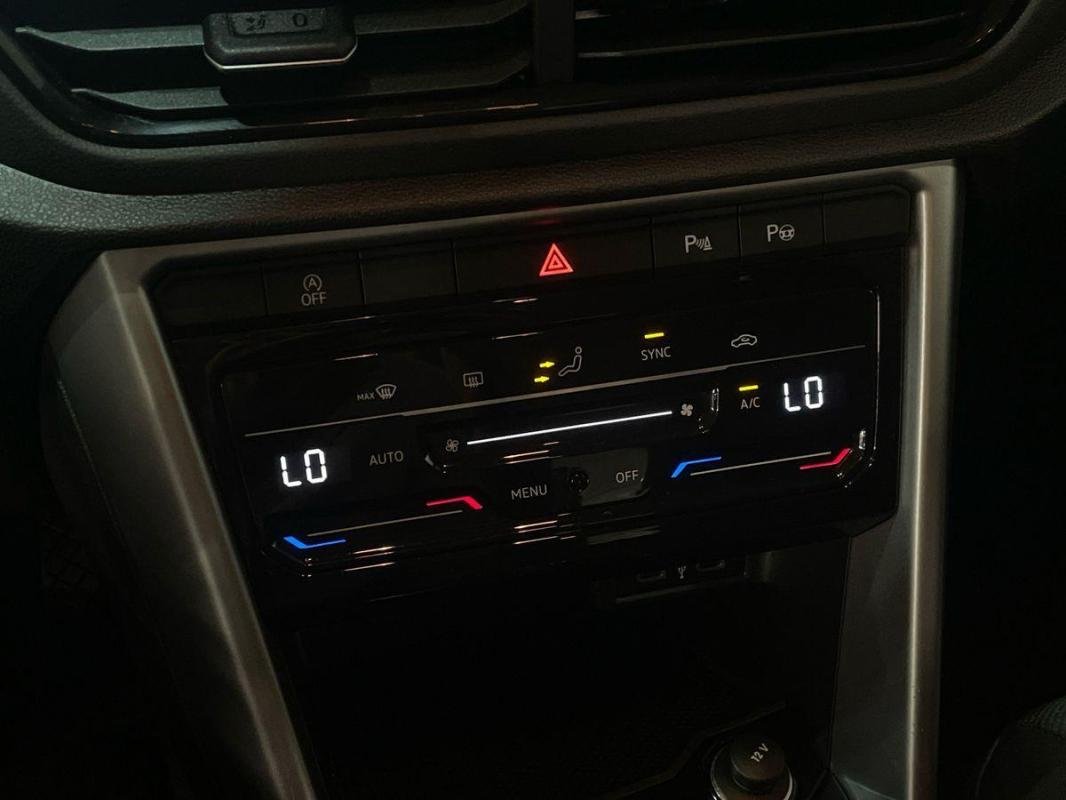 Volkswagen T-Roc - Photo 19