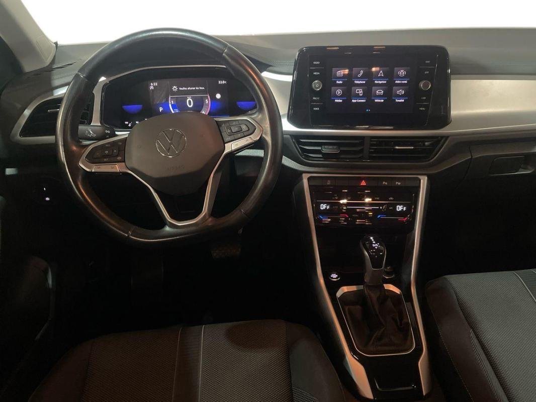 Volkswagen T-Roc - Photo 24