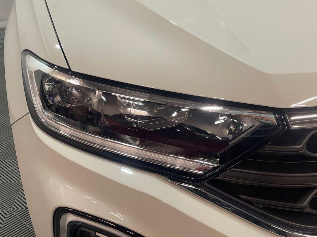 Volkswagen T-Roc - Photo 25