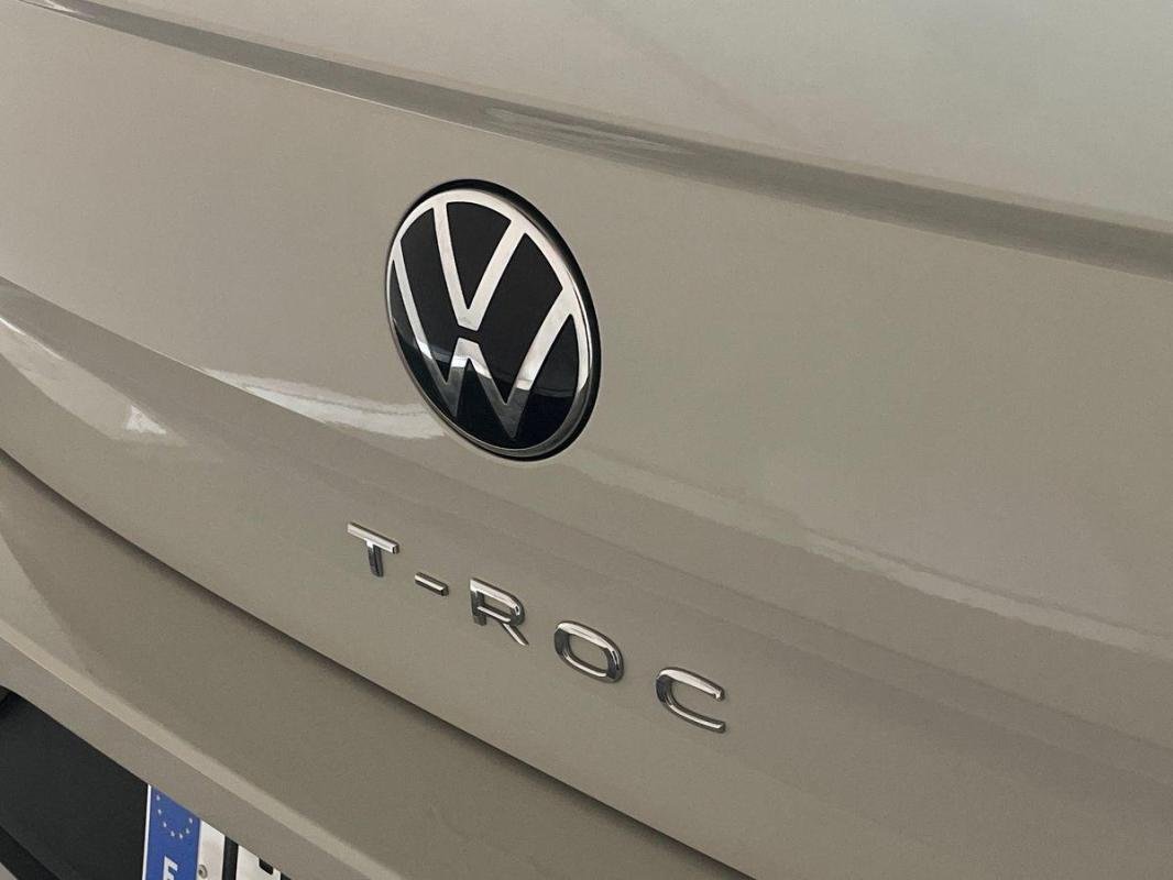 Volkswagen T-Roc - Photo 27