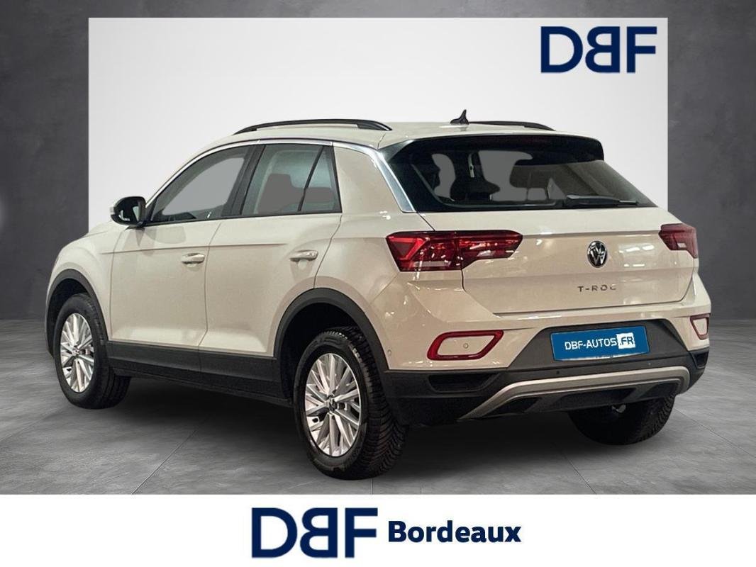 Volkswagen T-Roc - Photo 3