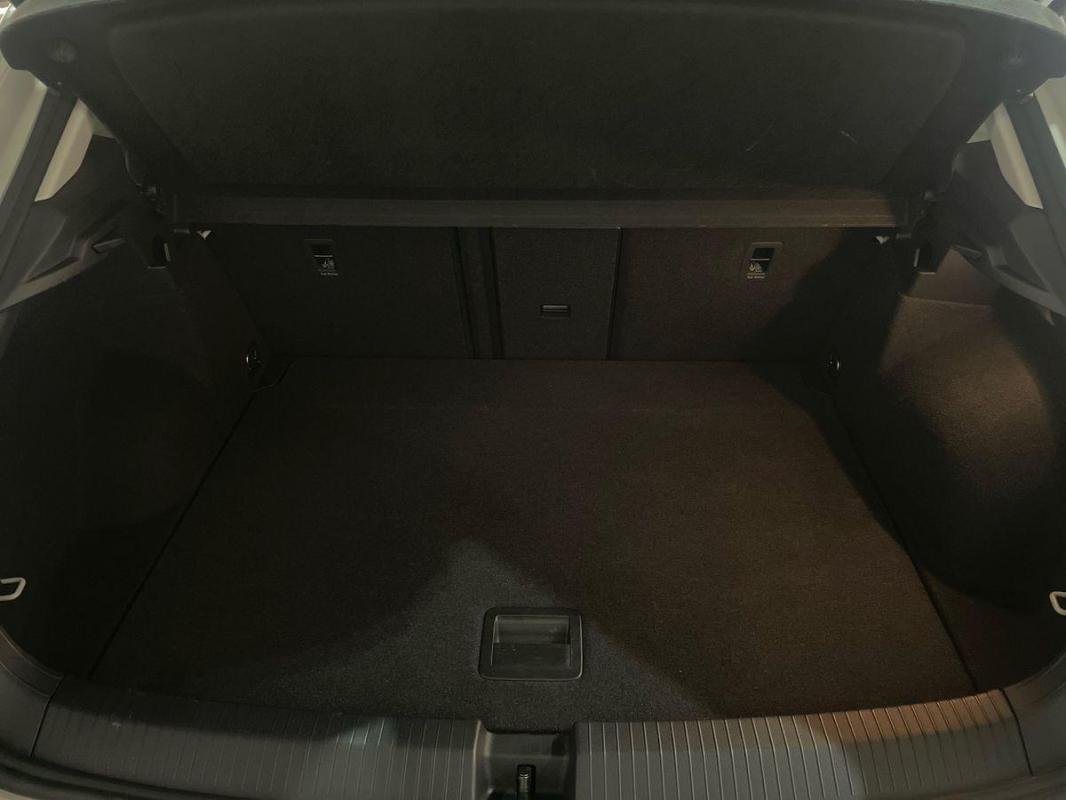 Volkswagen T-Roc - Photo 31