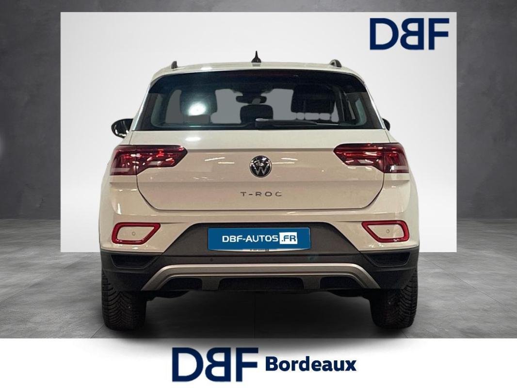 Volkswagen T-Roc - Photo 4