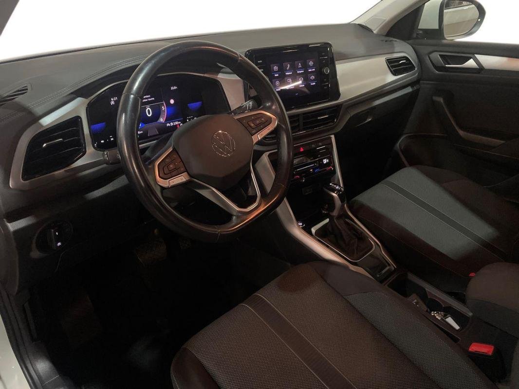 Volkswagen T-Roc - Photo 9