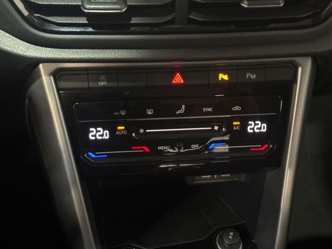 Volkswagen T-Roc - Photo 19