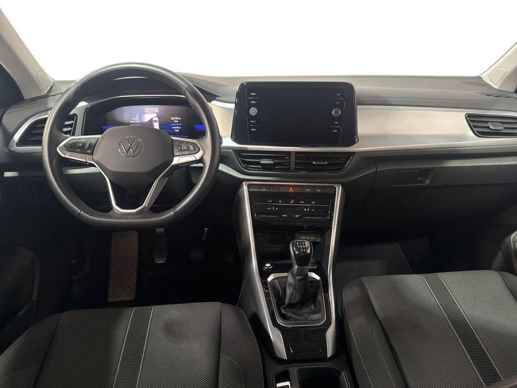 Volkswagen T-Roc - Photo 8