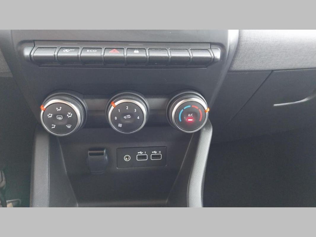 Renault Clio - Photo 16