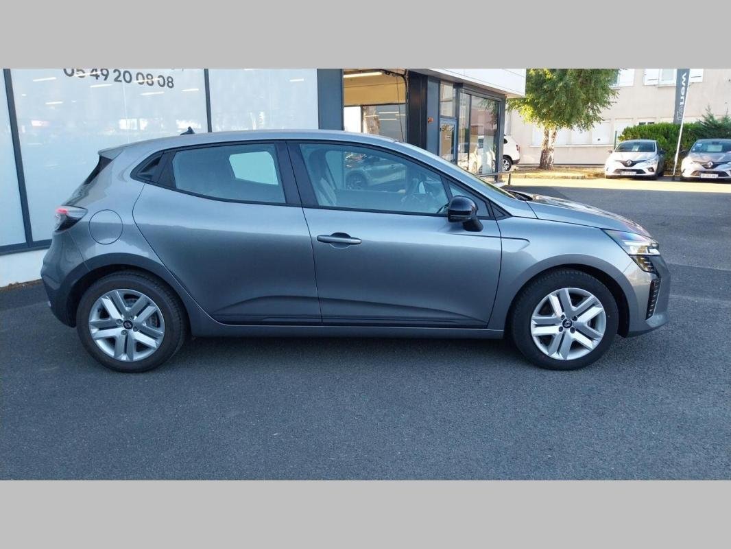 Renault Clio - Photo 6