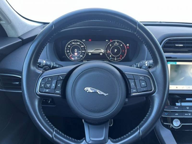 Jaguar F-Pace - Photo 13
