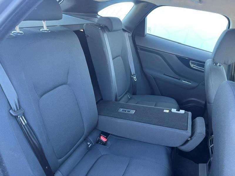 Jaguar F-Pace - Photo 24