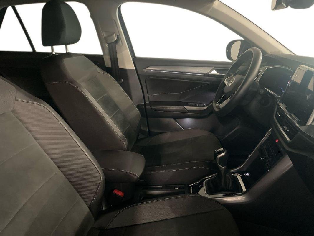 Volkswagen T-Roc - Photo 13