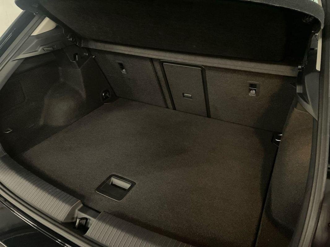 Volkswagen T-Roc - Photo 32