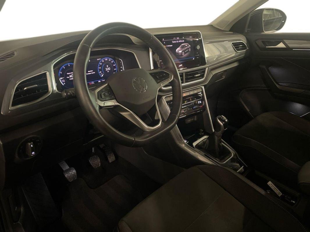 Volkswagen T-Roc - Photo 9