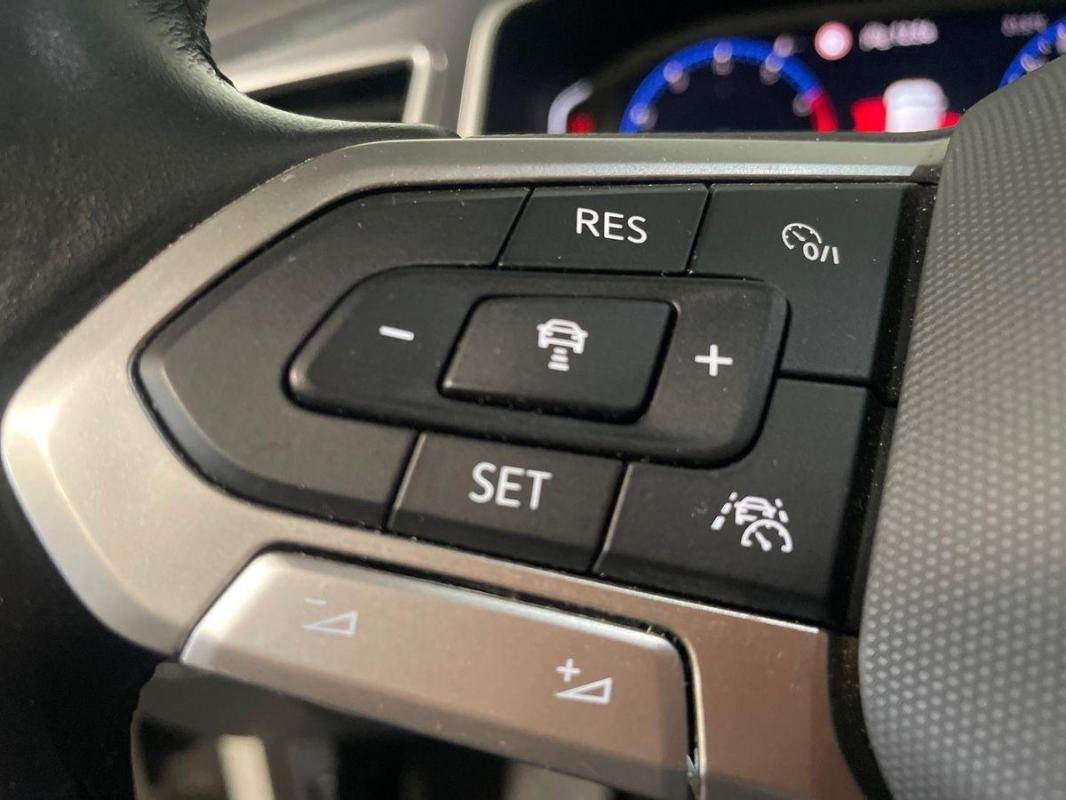 Volkswagen T-Roc - Photo 21