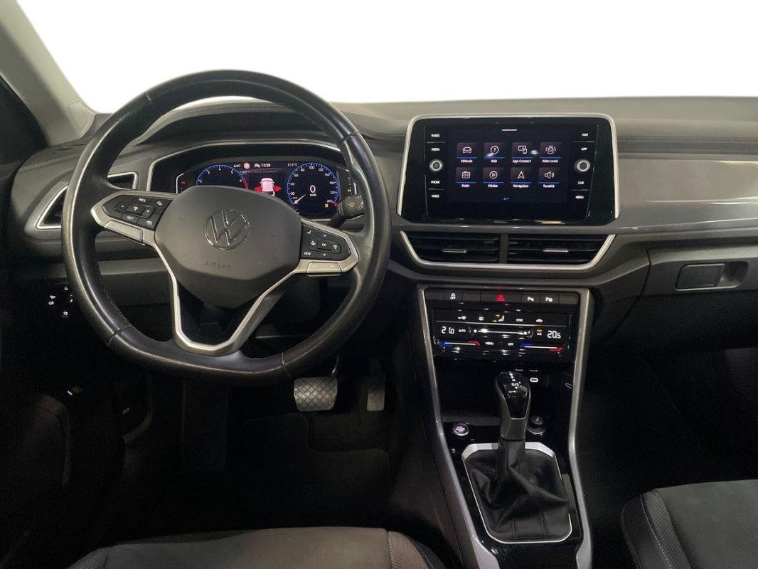 Volkswagen T-Roc - Photo 24
