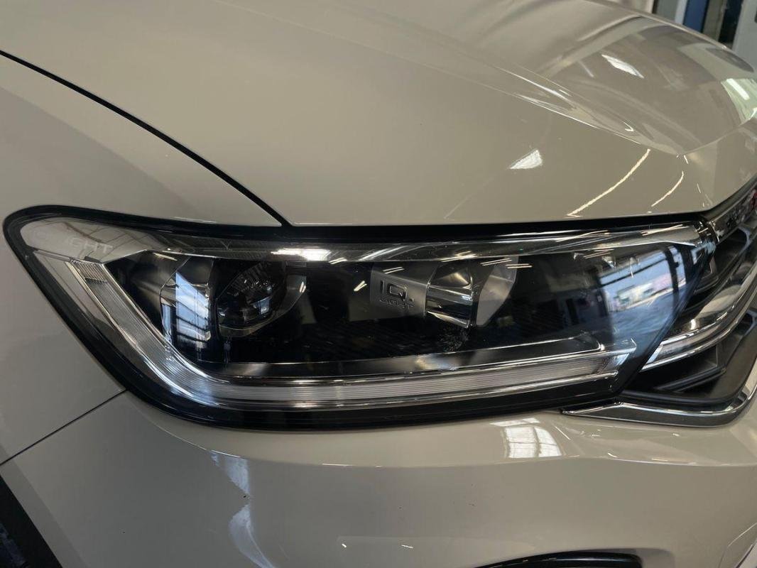 Volkswagen T-Roc - Photo 26