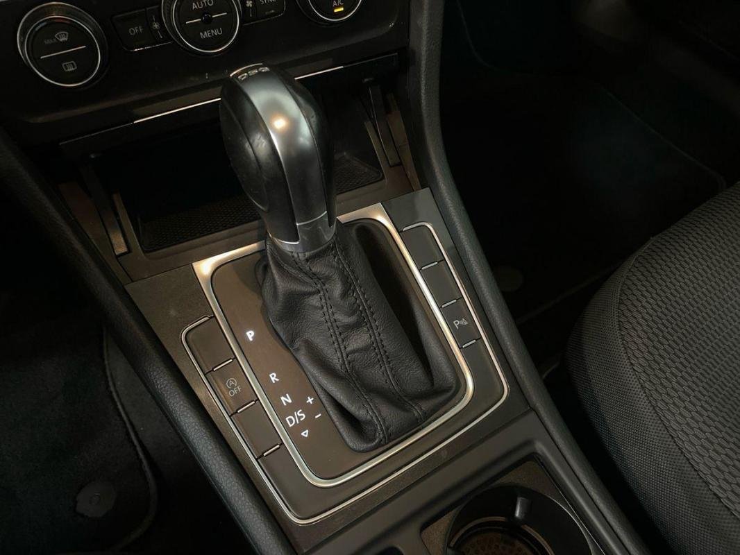 Volkswagen Golf SW - Photo 11