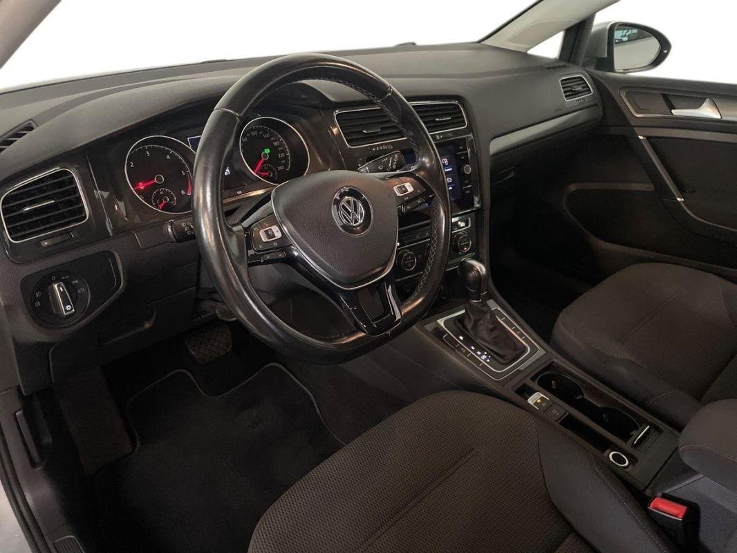 Volkswagen Golf SW - Photo 9