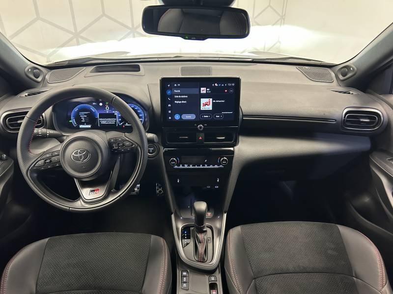 Toyota Yaris - Photo 15